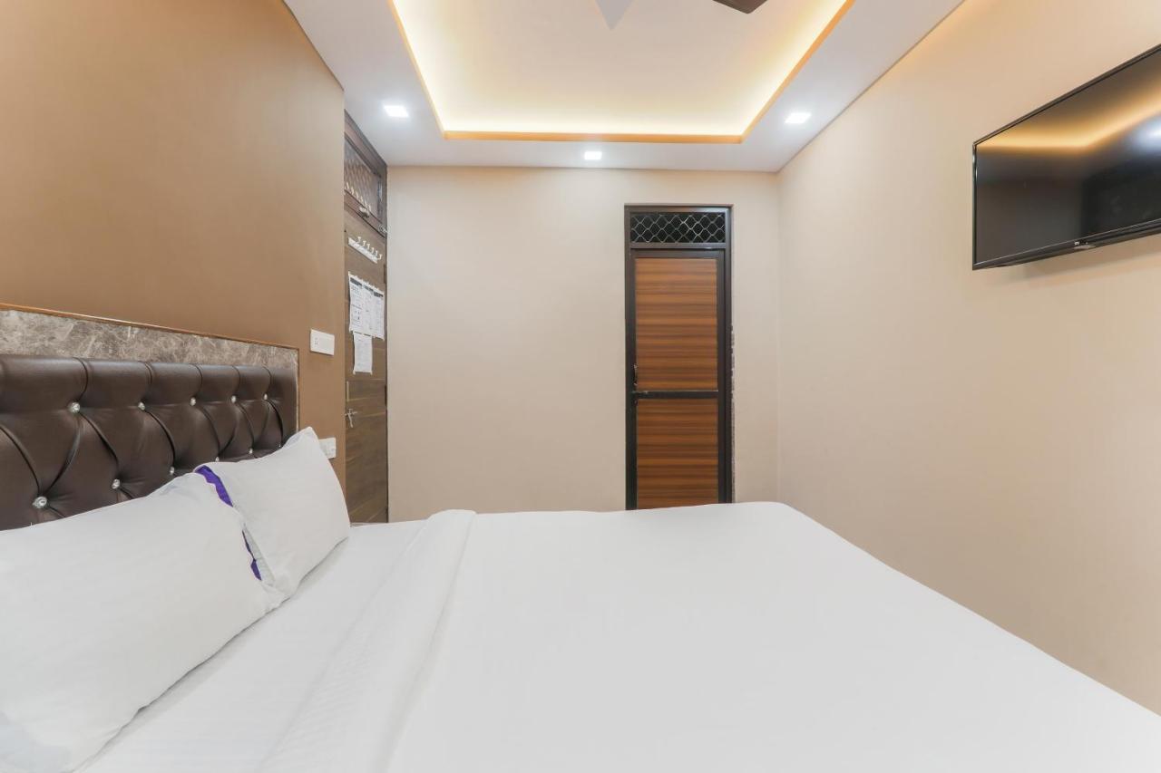 Oyo Tripureswari Guest House Пури Екстериор снимка