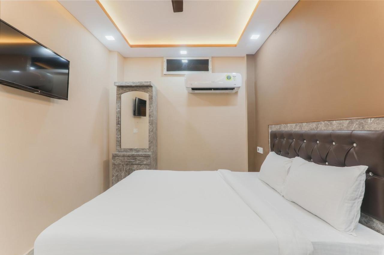 Oyo Tripureswari Guest House Пури Екстериор снимка